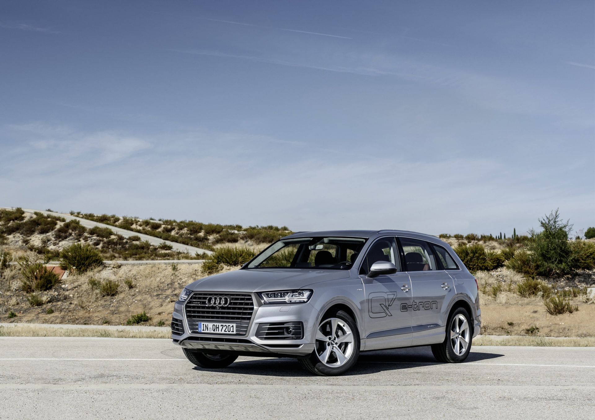 Audi Q7 etron 3.0TDI Quattro Das PlugIn SUV von Audi — Ubi Testet