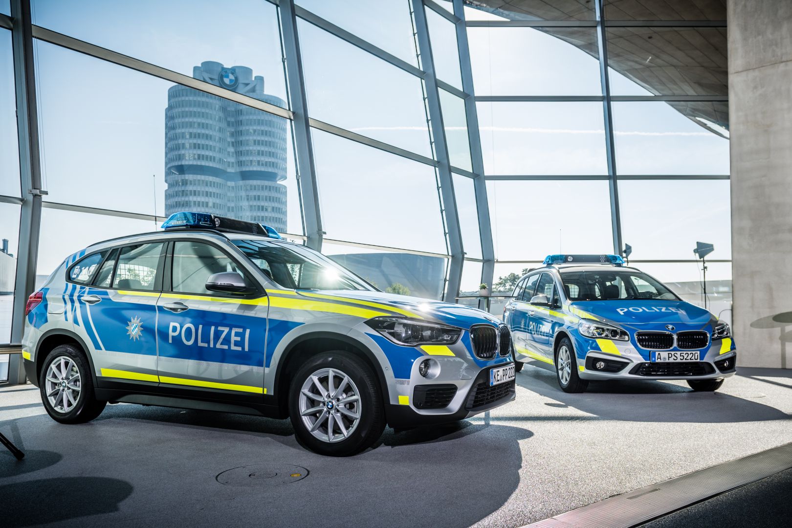 Bayerische Polizei Erhält Neue Dienstwagen In Neuer Farbgebung — Ubi Testet