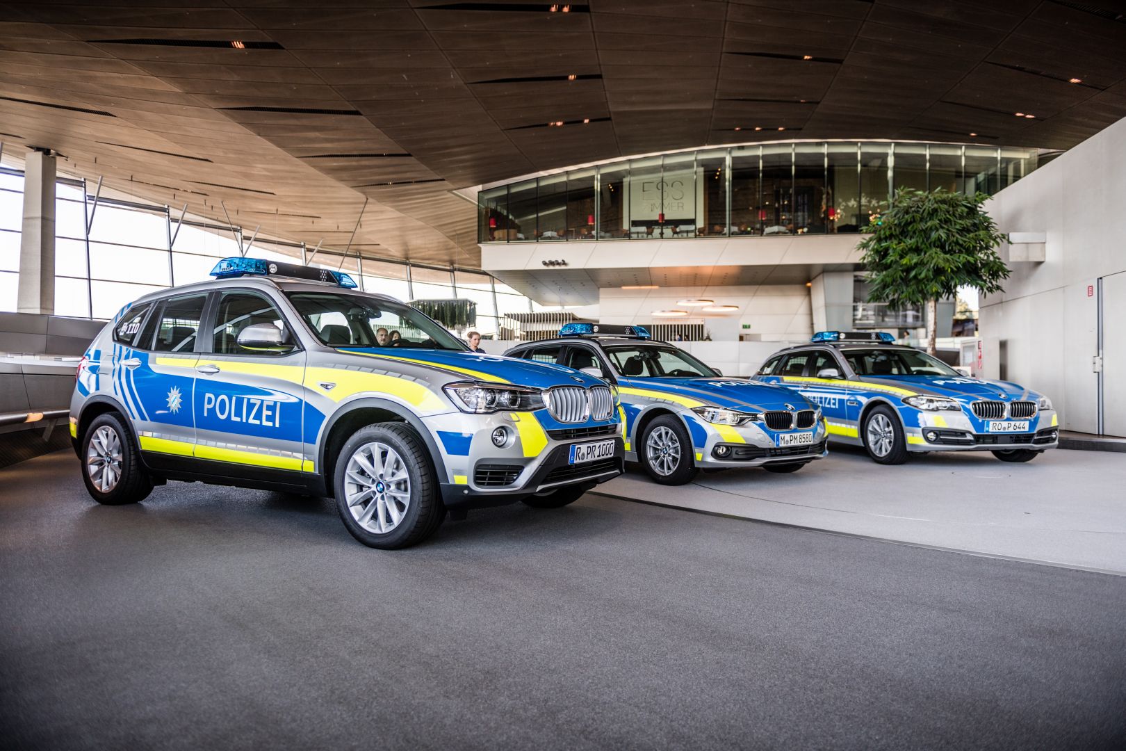 Bayerische Polizei Erhält Neue Dienstwagen In Neuer Farbgebung — Ubi Testet